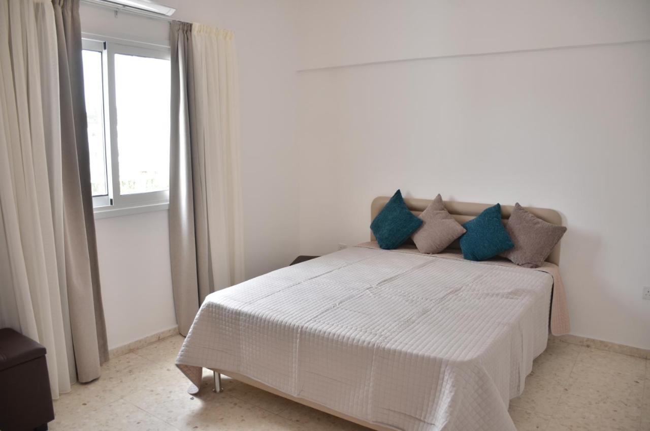Almyria Apartments - By Imh Travel & Tours Pafos Dış mekan fotoğraf